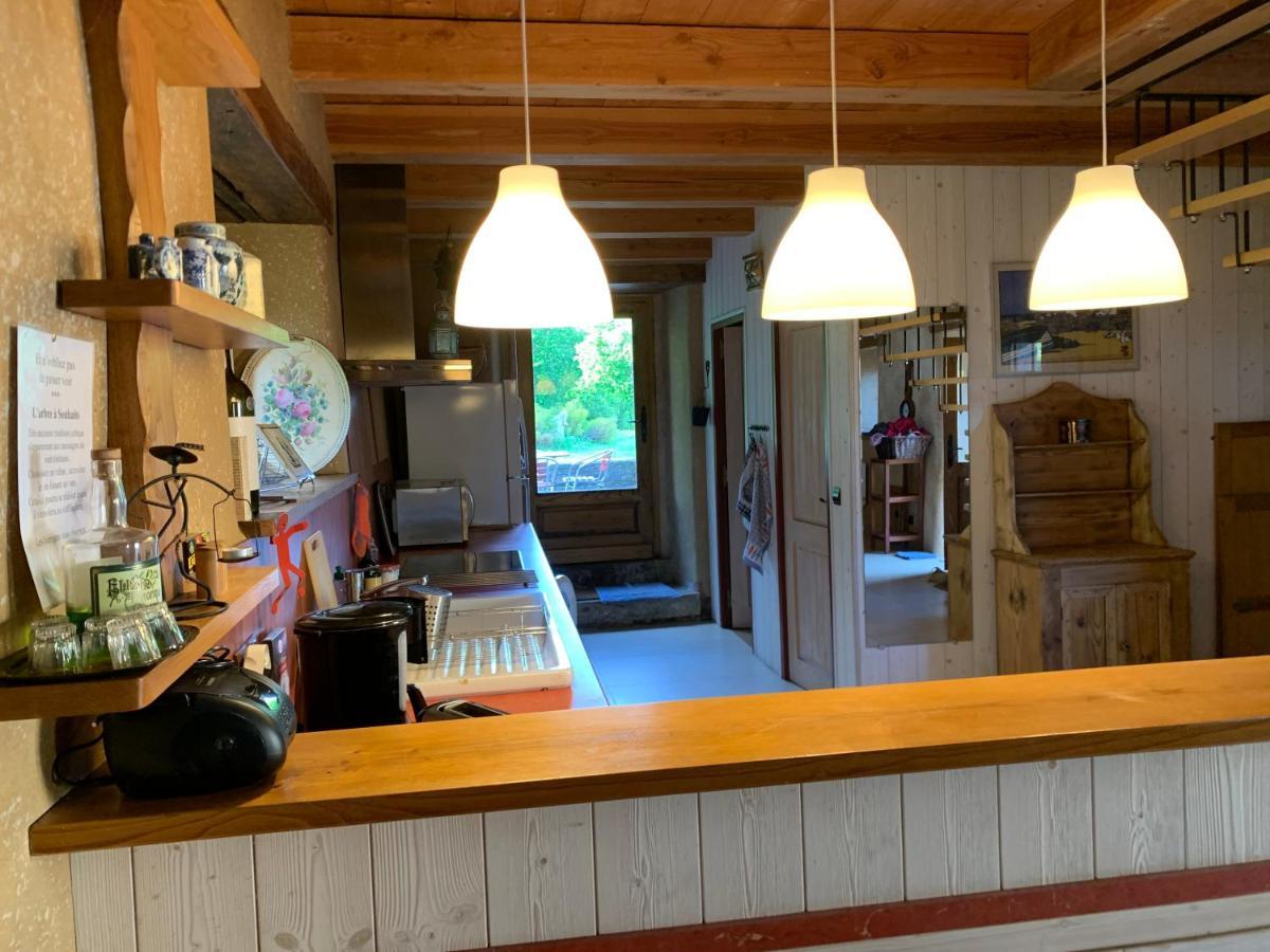 Gite Du Manoir Du Cosquer Pommerit-Jaudy Kültér fotó